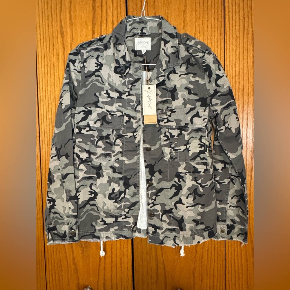 Camouflage NWT women’s jacket